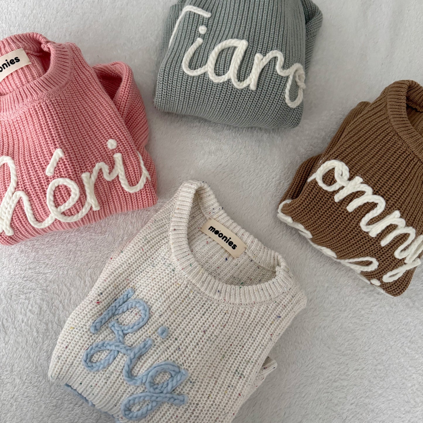 Handgestrickter personalisierter Strickpullover aus 100% Baumwolle